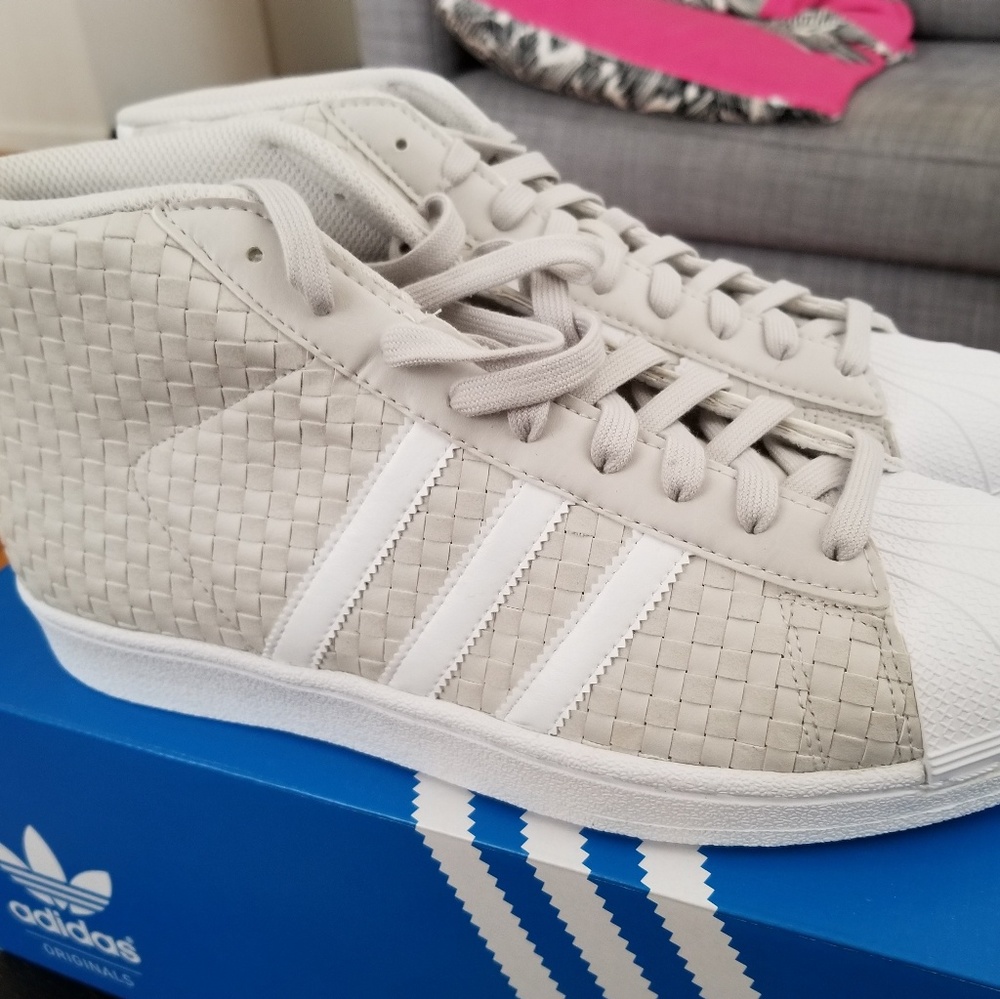 BNWB ADIDAS PROMODEL ORIGINALS BY4170